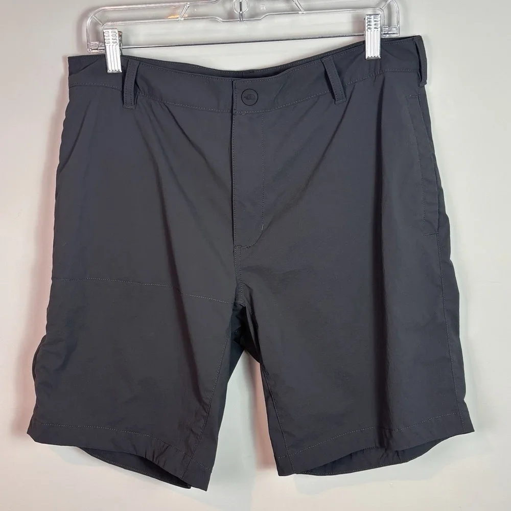 The north Face Men's Grey Hiking Shorts Size 34 Outdoors Lightweight Pockets